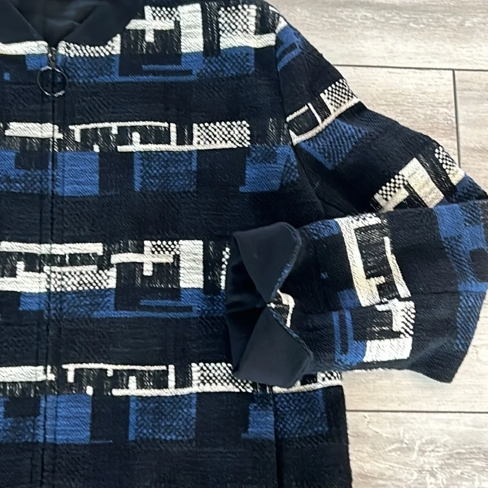 AKRIS Punto Size 10 blue black white modern tweed zip up jacket